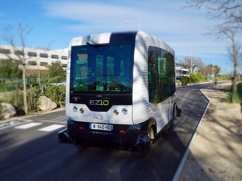 Smart mobility Mobility as a Service (MaaS) Robot