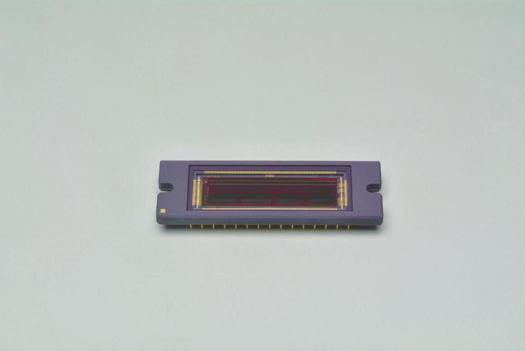 High-speed readout (00 klines/s) The is a CMOS linear image sensor developed for industrial cameras that require high-speed scanning.