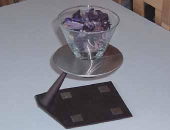 photograph of a Pot Pourri holder and stand is shown.