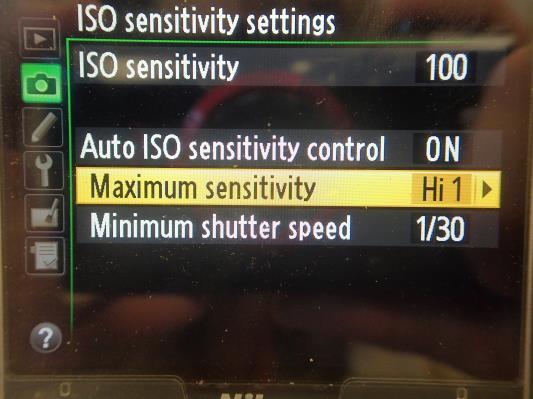 5.1.1.2.6 ISO sensitivity settings (Shooting Menu) Desired settings for shoulder height and ground-level cameraposition: Minimum shutter speed = 1/30 s Maximum sensitivity = 12,800 (Hi1).