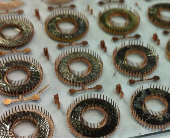 2mm Batch of dropped-in cores 2 mm Fully-fabricated inductor 24