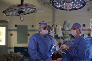 LED-based surgical lighting is used in the operating room at Thomas Jefferson University Hospital in Philadelphia. Photo courtesy of Stryker.