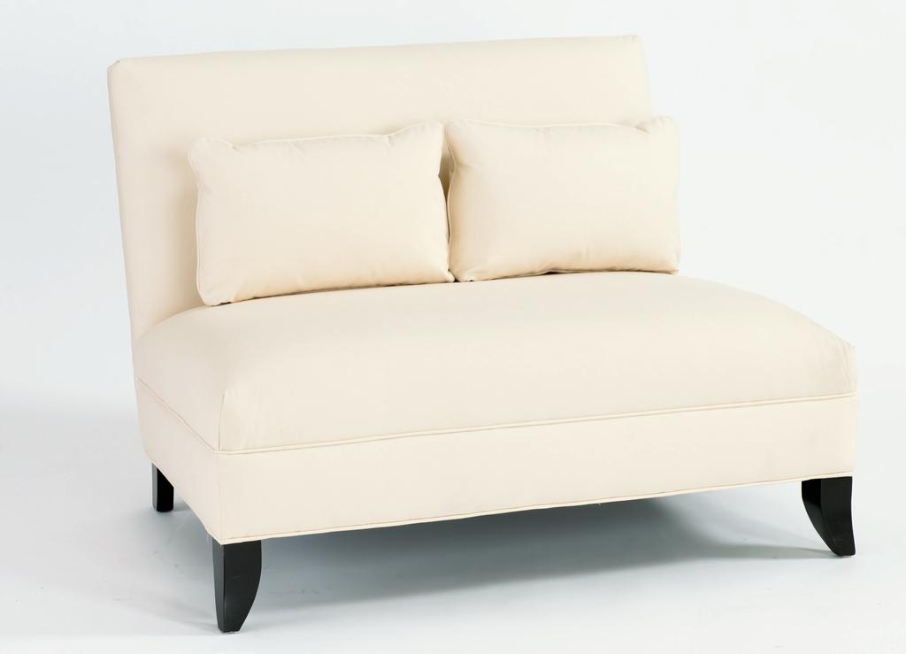 ABOUT THE WESTSIDE ARMLESS SETTEE DIMENSIONS WESTSIDE ARMLESS SETTEE (US134) 33 1 /4 H Pillows: 12 Hx20 L 24