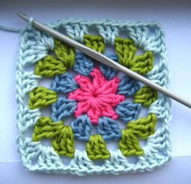 independently single and double crochet, chain stitch and turn a row Included: Hook, multiple small balls of yarn in a variety of colors, project bag, handouts Class: Basic