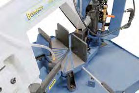 Bandsaw blade guiding with carbide inserts and chip brush to allow for optimal results. Clearly arranged switch box on the front of the machine, making operating very user-friendly.