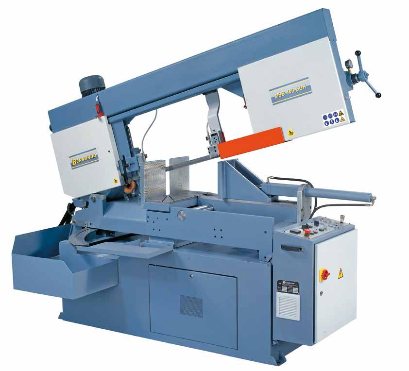 The stepless cutting speed and the hydraulic vice ensure comfortable