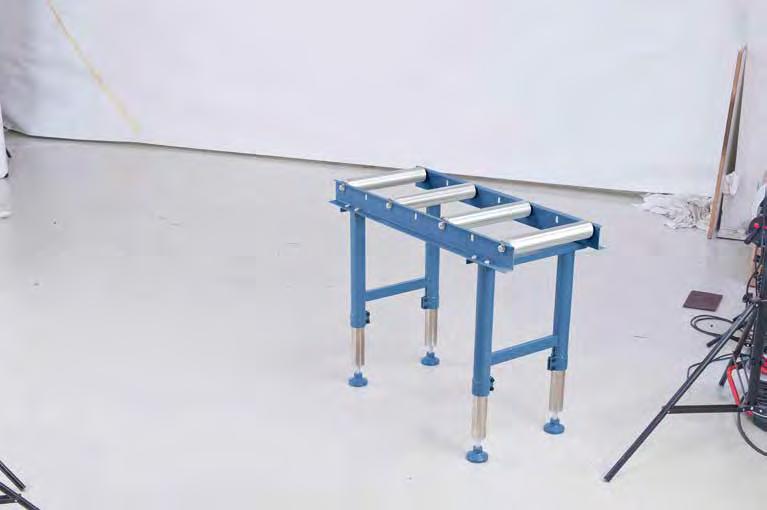Roller tables in stable execution RB-Serie Roller frames consist of solid U-shaped profile Smooth and economic transport of material for the in- and outfeed of workpieces Universally applicable for e.