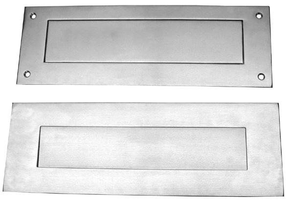 D&E letter plate set - commercial D&E stainless steel commercial letter plate set. The D&E commercial letter plate set has a sprung outer flap & gravity inner flap.