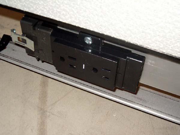 NOTE - Outlets MUST be screwed to Powerways. Outlets are marked circuits 1-4.