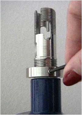 Thread Allen screw 1/8 Allen wrench Turn the locking mechanism counterclockwise until the Allen screw is