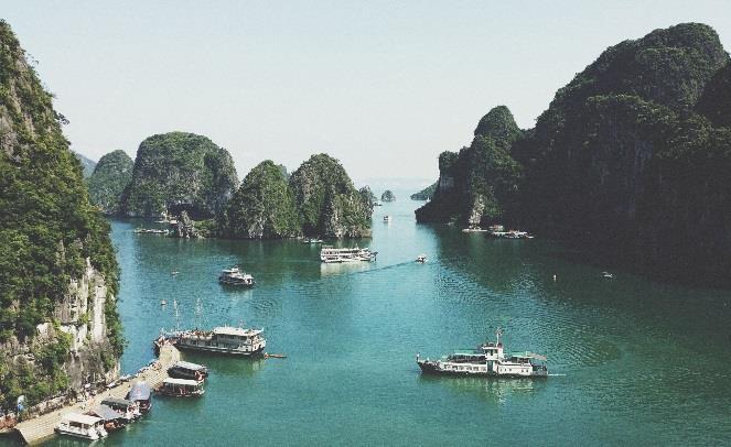 Bay (Vietnamese: Vịnh Hạ Long,