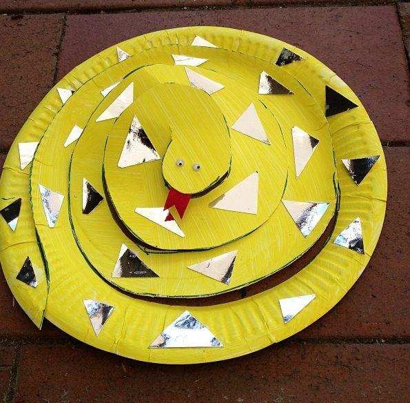 Paper Plate Snake Cut a supply of paper plate snakes Cut a supply of red construction paper snake tongues Cut mirror paper into triangles Paper plates Paint Paint