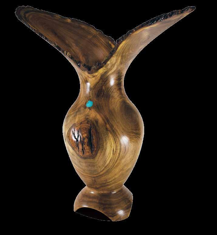 A BARK-EDGED FLYING-WING VASE Kevin Felderhoff I enjoy turning endgrain pieces and have found that the most dramatic wood grain comes from logs or branches with irregular shapes far from round.