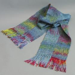 Hand-Painted Rayon Bouclé Scarf Warp Instructions / Suggestions You will need a Rigid Heddle Loom with a 10 dent heddle bar that weaves at least 9 wide, or a floor or table loomwith a 10 dent reed.