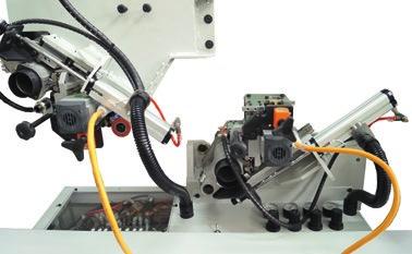 TOP QUALITY EDGEBANDING The Corner rounding unit with two motors applies