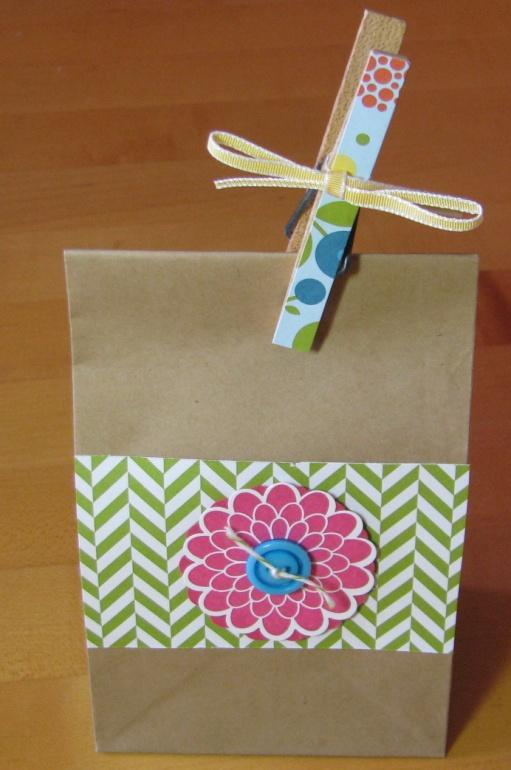 Clip Your Gift Bag with a Clothespin For a unique closure, decorate a small (or large) sack, fold the top edge over to close, and clip shut with a clothespin.