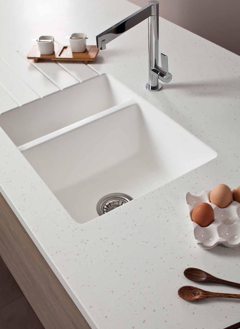 Crystal White worksurface.