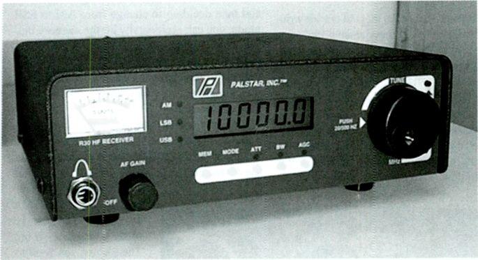 the R30 is a double up -conversion superheterodyne (45 MHz/455 khz) with 6 khz and 2.5 khz ;electivity, six -digit LCD frequency display, a true analog S -meter, and 100 memory channels.