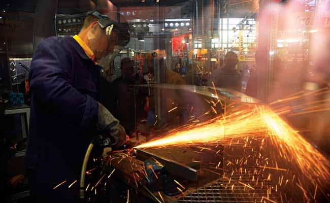 Sheet metalworking Shaping up the future Sheet metalworking is an important process in many industry segments. Today, its application is far and wide in the industry.
