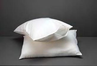 ESSENTIAL BEDDING Essential polyester pillow with nonwoven cover. Essential nonwoven pillow protector.