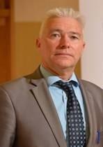 16.15- -16:45 16:45 16:15 Derek McCallan Chief Executive Strengthening Democracy and Public Service Excellence through new Local Government in NI In this piece, I will briefly and pictorially give