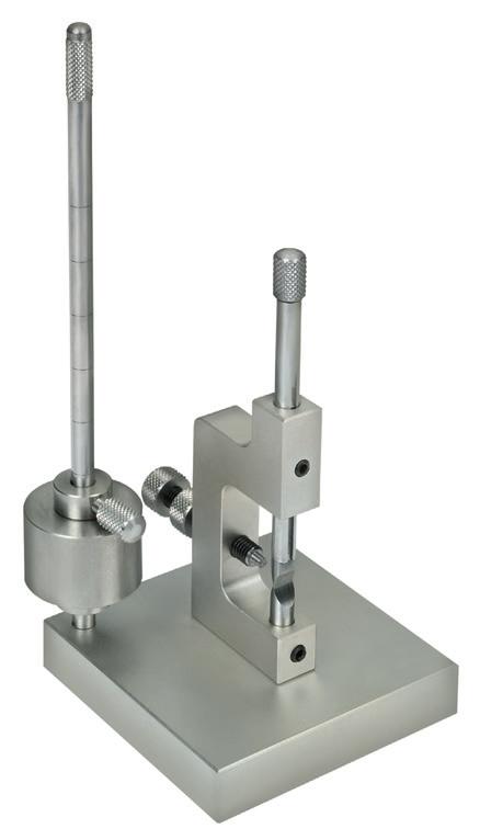 This press can be used in 2 different ways : (1) - With the standard broach for single use.