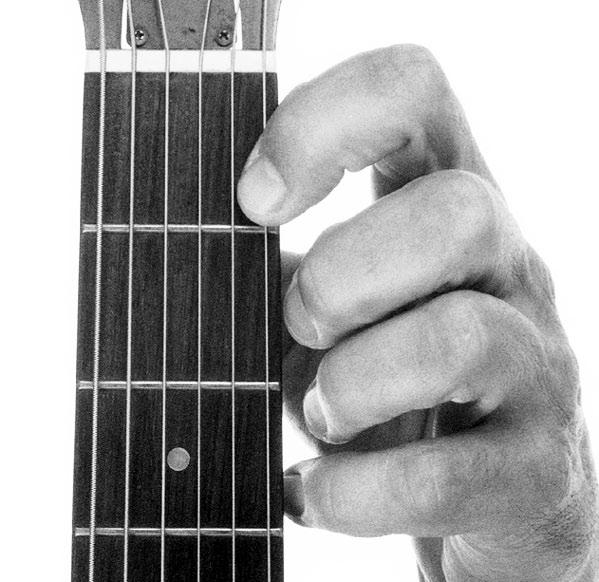 richer For the and 7 chords, simply add the open 4th string 7 7 Here