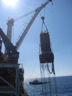 and lazy wave risers Installation of E/H umbilicals Installation of DTS