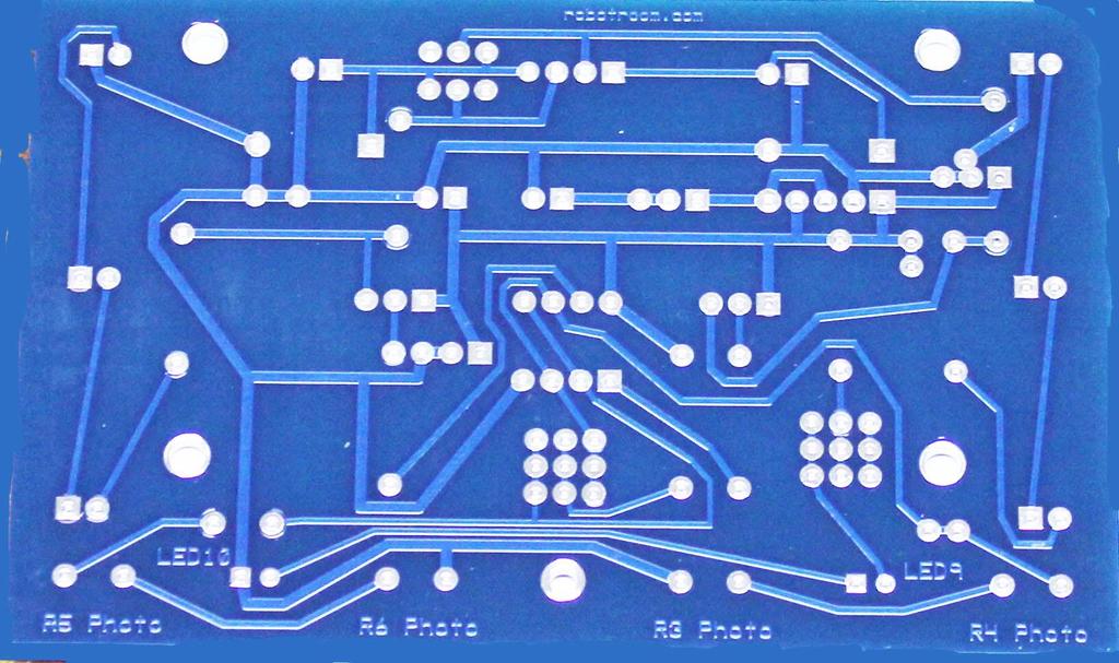 2 Figure 1 Bottom side of printed circuit board Figure 1 is a photo of the bottom side of the circuit board.