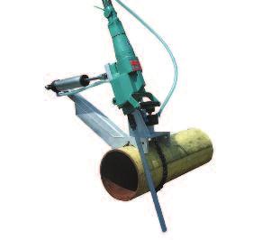w Chain clamps and profile clamps available for accurate 90 cutting of pipe and structural steel stroke for heavy-duty cutting Ideal for cutting in confined spaces Accommodate heavy-duty blades up to