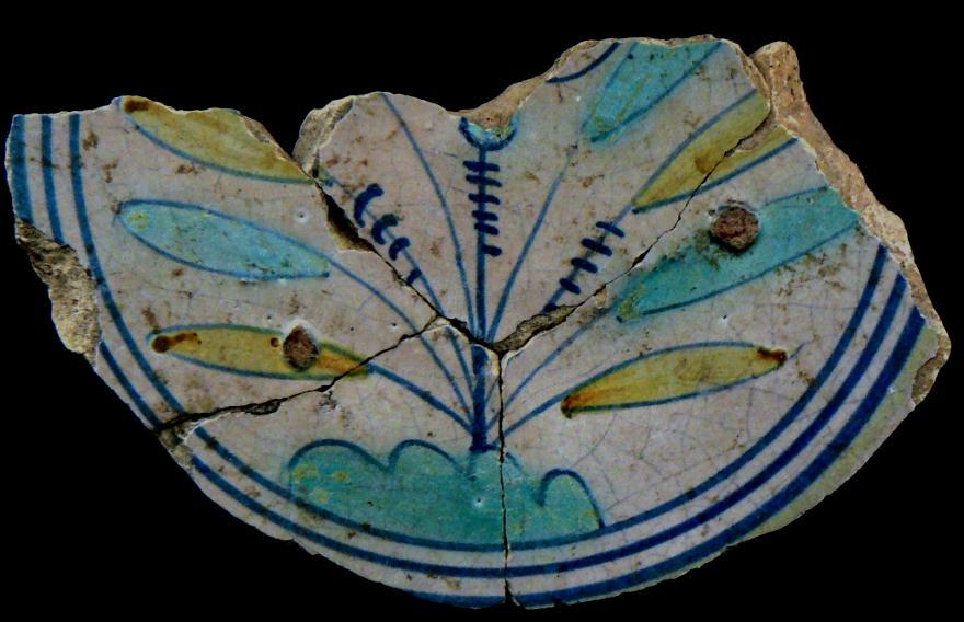 (No 7-40) 1147 Charger 4 & 110mm 93 Four conjoining tin-glazed earthenware shards forming a large base fragment from a charger.