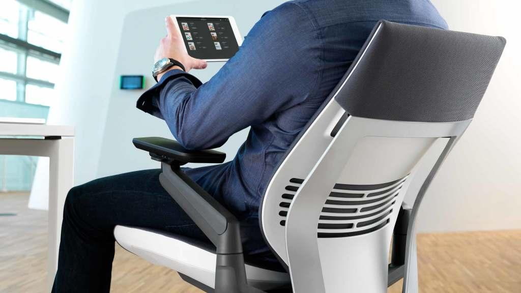 Before bringing chairs to each company, researchers explored each work environment and interviewed employees about their work process, technology and general seating habits.