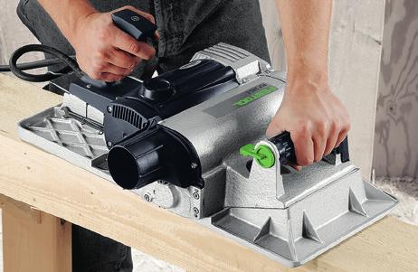 Beam planer PL 205 and PL 245 PL 205 / PL 245 Hand-held planer with turbo chip ejection.