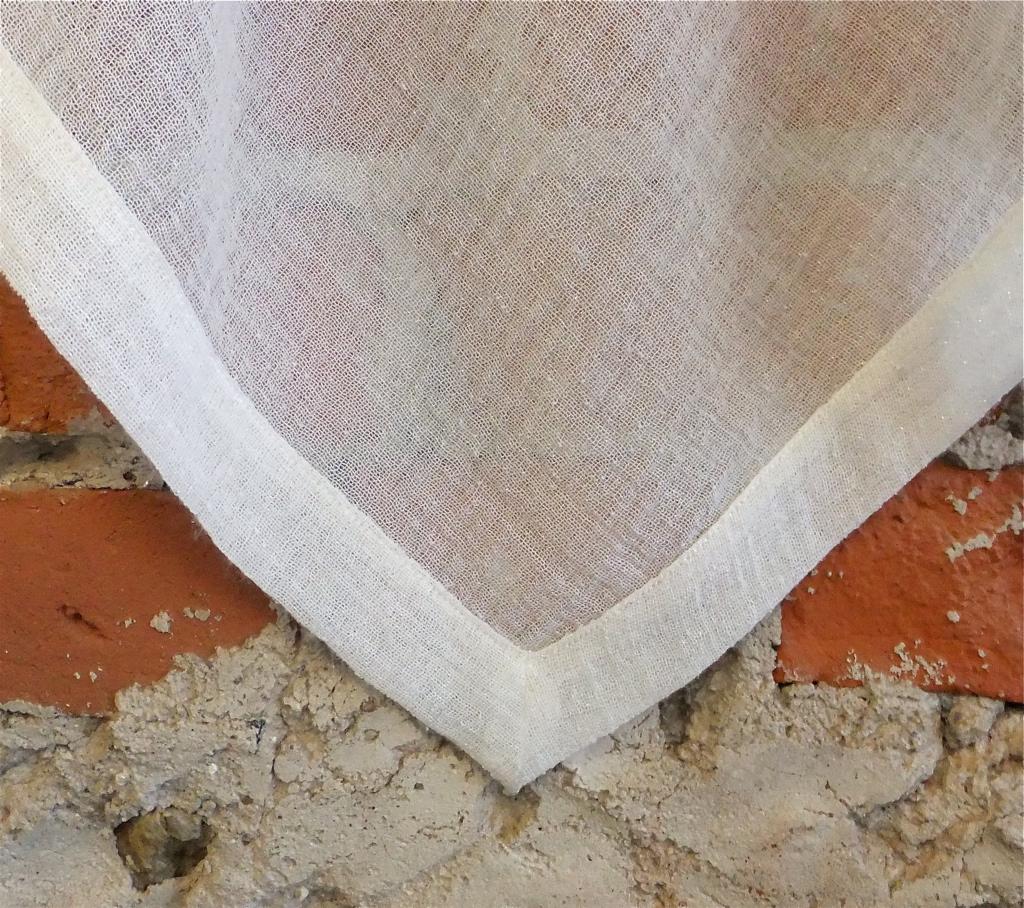 Hem Options Doublefold Hem - Many sheer and gauze fabrics are nicely finished using a hem that is turned twice, eliminating the raw or serged edge.