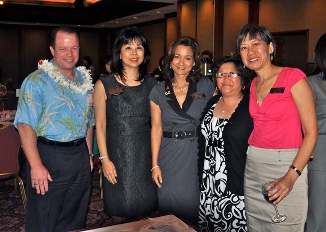 David Izat/Prudential Insurance, Sheri Tamayose/First Hawaiian Bank, Fay Kauanoe/Season s Quest, Naomi Amuro/Aloha United Way, Tessa Ahsing/Shanghai Tang