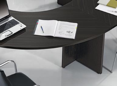 Rectangular tables Curved tables Corner tops Elliptical top 180 Trapeziform top 99 78 85 85 3 135 90 PANEL LEGS Wood veneer