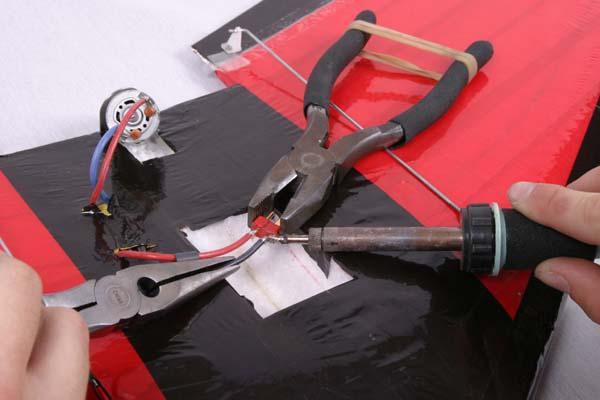 Step 40: Solder the Deans Ultra Plug (supplied) to the ESC battery wires (red/black).