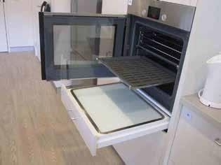 7.12 Wall Oven Spatial Planning Ref. Provision Reason Value 7.12.1 Side-opening wall-oven Enables access by greatest number of users (no reaching over a low-level door and no bending needed) 7.12.2 Where occupant is unknown, install at 800mm AFFL 7.