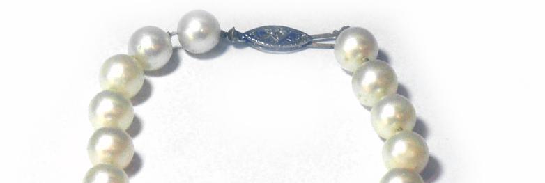 Cultured Pearl Necklace: Strung, Knotted & Assembled Cultured Pearl Necklace with