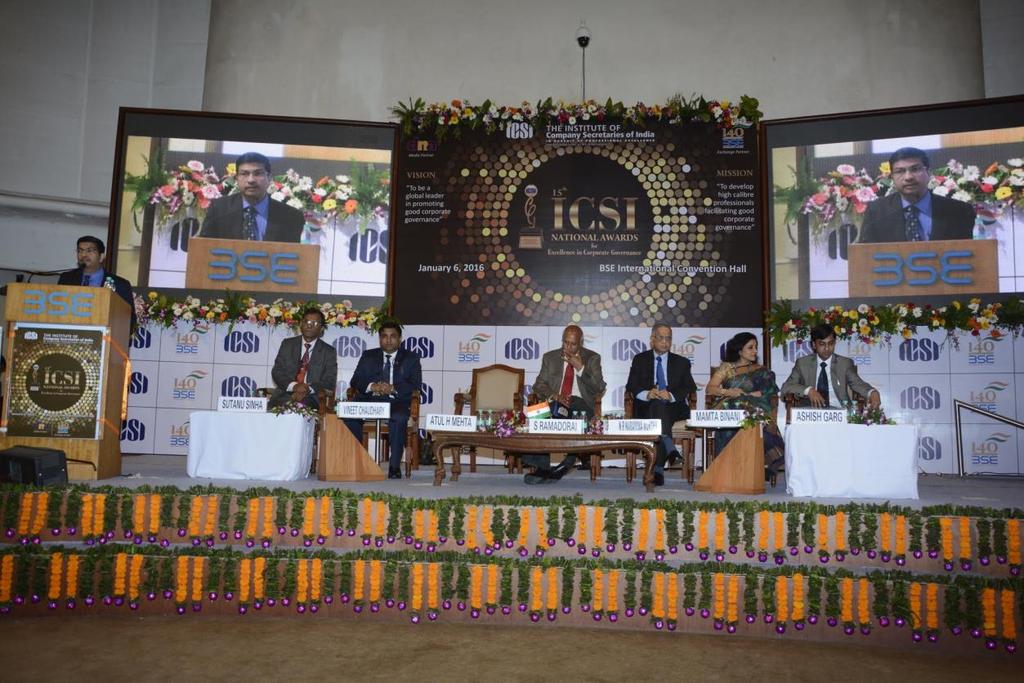 Mr. Atul Mehta, President - The ICSI, delivering his address. Si