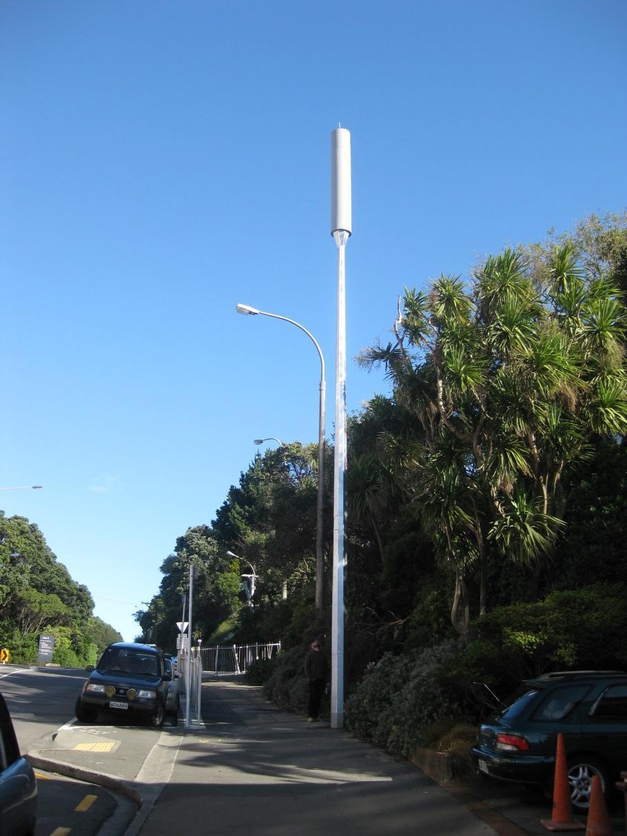 Location of replacement utility structures Size envelope for antennas on Masts in the Road Reserve Antennas in the A replacement utility structure may be moved to within a 3 m radius of the original