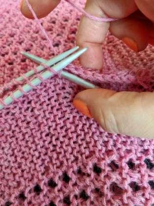 Repeat for length of other inside edge of shawl, ensuring the same amount of sts are on second needle and both needles are pointing the same direction.