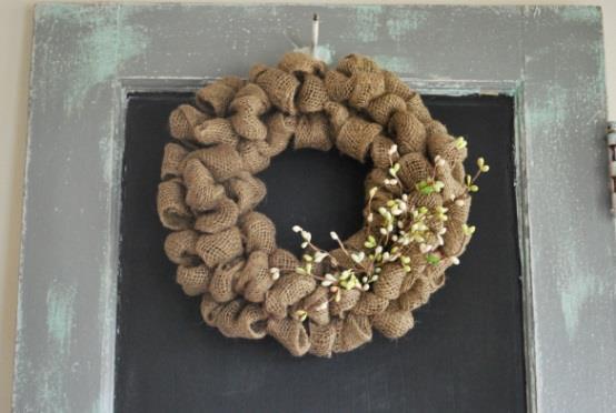 Do # 16 Burlap Wreath Supplies Needed: 12-inch wire wreath form (use any size, but measurements below are for a 12-inch form) 4 inch burlap garland. One roll of burlap garland.