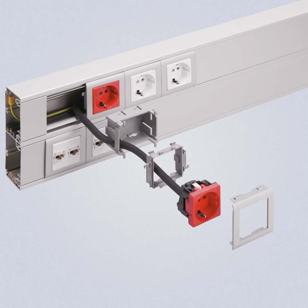 Easy installation Wiring accessories fixed divider Independent compartments insulating box Recoended to protect the outlet s connections outlets adapter: The internal