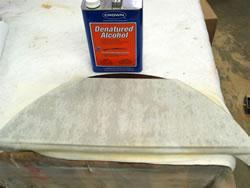 Bob Flexner s Finishing Tips http://www.thefinishingstore.com/ TIP: Alchohol and Lacquer Thinner for Stripping Alcohol dissolves shellac, and lacquer thinner dissolves lacquer.