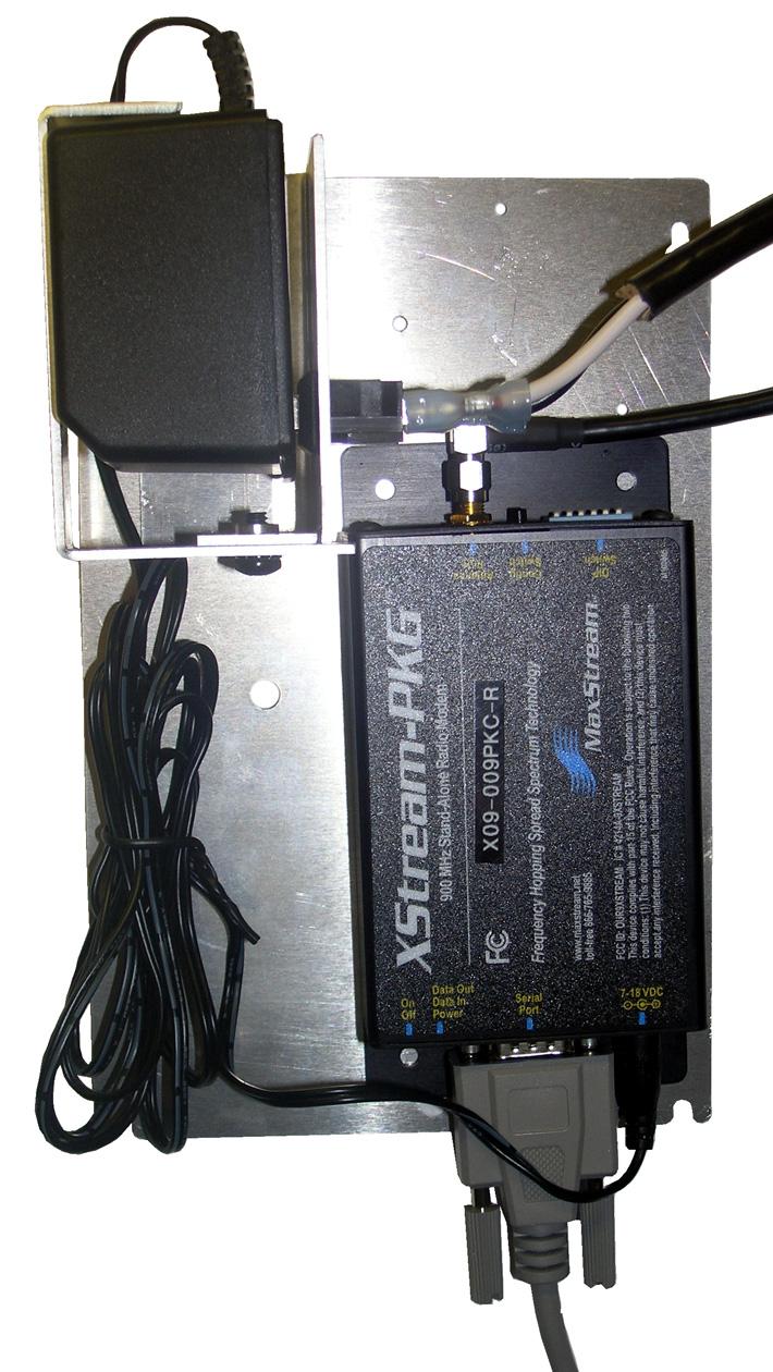 December 6, 2004 Wireless Transceiver Upgrade for AlphaEclipse 3600 Signs (9711-8032) MaxStream XStream-PKG 900MHz wireless transceiver Fasten the wireless transceiver to the accessory plate 1.