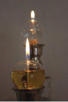 L3 MARKETING CC Round corked glass candles Small GCC200 Dimensions H 5 cm: D: 6 cm Burning time approximately 10 hours Round flat glass candles LargeGC200 Dimensions H: 8.