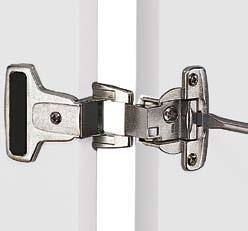 00 mm 0 kg kg bis 00 mm bis 000 mm bis 900 mm kg MOUNTING/DISMOUNTING Mounting Simply press in - cabinet and door are now firmly