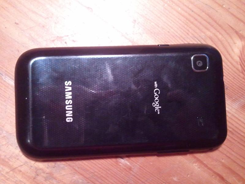 Samsung Galaxy S Teardown Step 1 Samsung