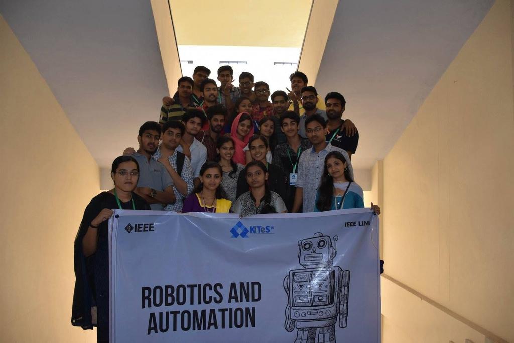 FOSS Young Professional Meet on Free Software held at Technopark The FOSS Young Professionals Meet organized by International Centre for Free and Open Source Software (ICFOSS) was inaugurated by Prof.
